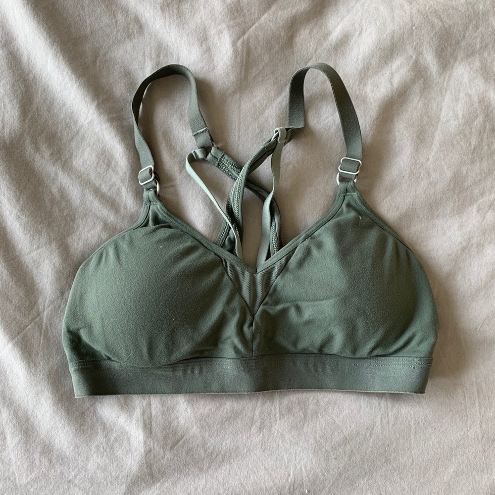 AERIE Chill Play Move Sports Bra in Sage Green